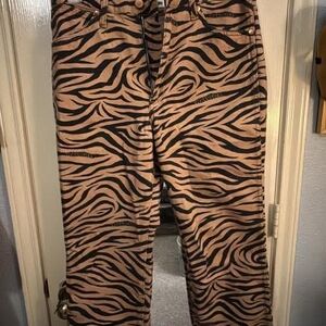 Wrangler Black and Tan Zebra Pattern Pants